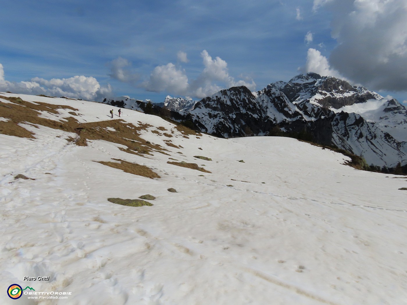 67 Monte Campo, la neve, l'Arera.JPG